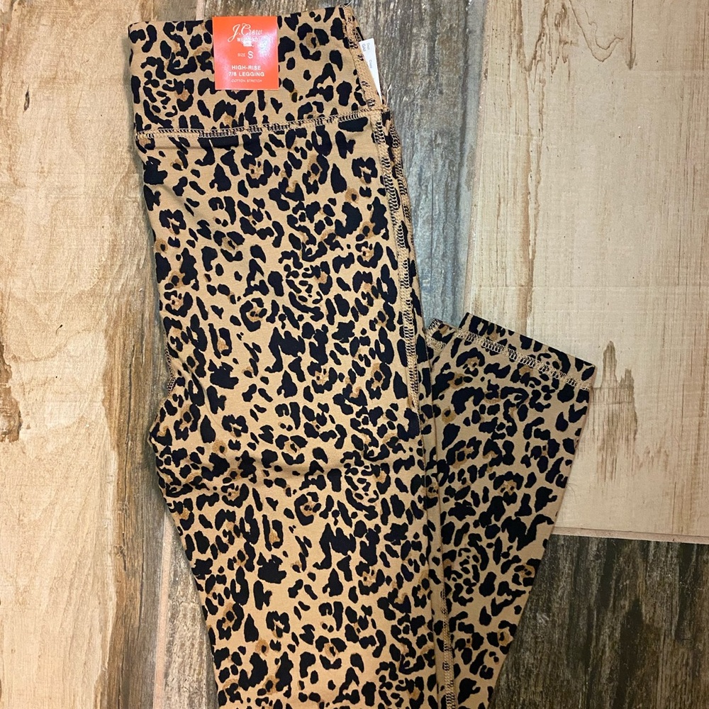 Last one J. Crew Weekend high-rise leggings in leopard - Picture 11 of 13